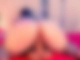 Julia Davis's Live Sex Cam Show