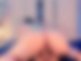 Julia Davis's Live Sex Cam Show