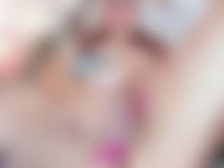 Live cam show with MelanieKlaus2 - Tease Teen (18+) on Cam Slut