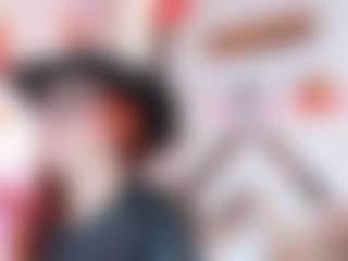 MelanieKlaus's Live Sex Cam Show