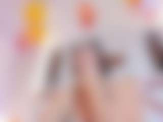 MelanieKlaus's Live Sex Cam Show