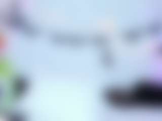 Live cam show with MelanieKlaus - Smoking on xplaylive.com