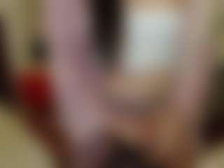 Live cam show with SophieFantasys - Large Tits on Hubzter Live