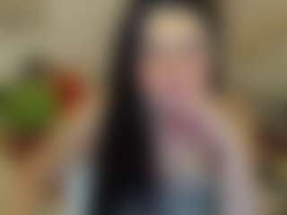 Live cam show with SophieFantasys - Hazel Eyes on livesuperchat.net