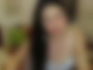 Live cam show with SophieFantasys - Hazel Eyes on Milf Play