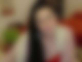 Live cam show with SophieFantasys - Dutch on liverealitysex.com