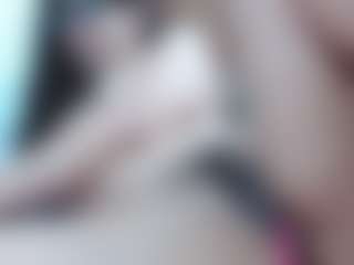 Live cam show with CarolinaAngel - Average on Ass Tok