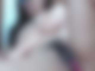 Live cam show with CarolinaAngel - Average on friskycurves.com