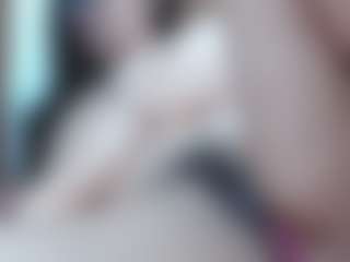Live cam show with CarolinaAngel - Shaved Pussy MILF on intimatelivegirls.com