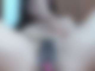 Live cam show with CarolinaAngel - Small Tits Mature on thefappeningchat.com