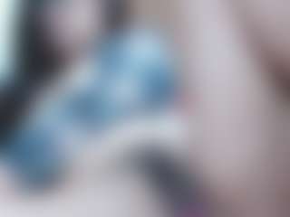 Live cam show with CarolinaAngel - Fingers on Camsoda