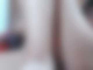 Live cam show with CarolinaAngel - Squirt on crypto-cams