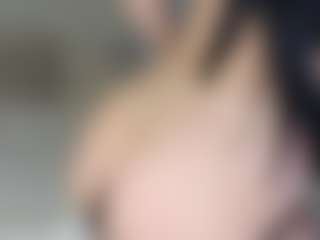 Live cam show with CelesteTailor - Brown Hair on parknlotfishbdy