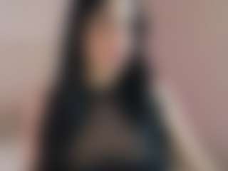 Live cam show with CelesteTailor - Teen (18+) on TeamSkeetLive