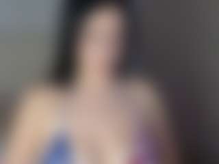 Live cam show with CelesteTailor - Brown Eyes on Big Tits
