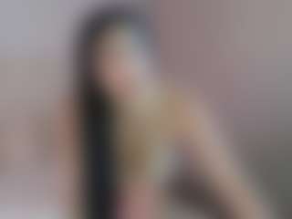 Live cam show with CelesteTailor - Tease Curvy on SpunkLive