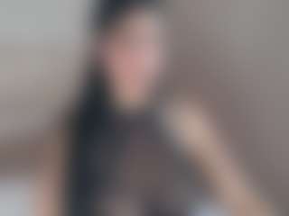 Live cam show with CelesteTailor - Curvy Teen (18+) on Camsoda.co