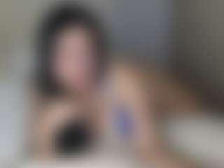 Live cam show with CelesteTailor - Bedroom Curvy on Fapmatic.com