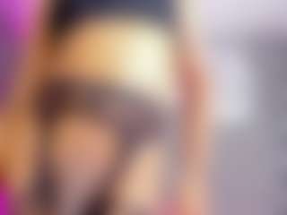 LuciaSex's Live Sex Cam Show