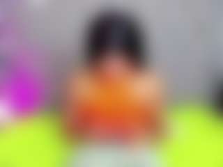 LuciaSex's Live Sex Cam Show