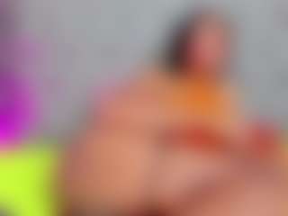 LuciaSex's Live Sex Cam Show