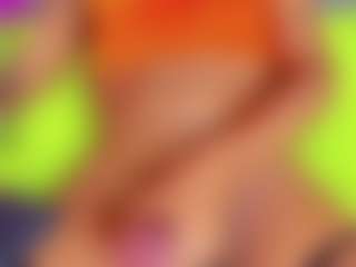 LuciaSex's Live Sex Cam Show