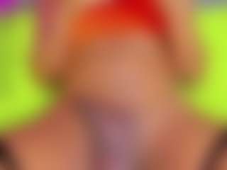 LuciaSex's Live Sex Cam Show