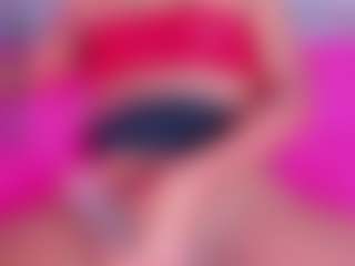 LuciaSex's Live Sex Cam Show
