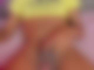 LuciaSex's Live Sex Cam Show