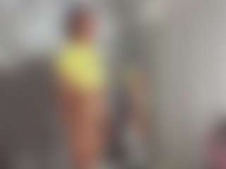 LuciaSex's Live Sex Cam Show