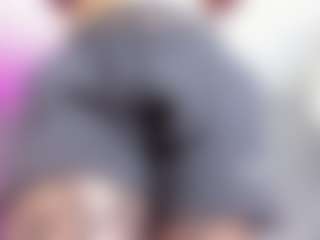 LuciaSex's Live Sex Cam Show
