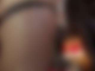 LuciaSex's Live Sex Cam Show