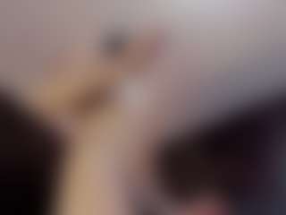 LuciaSex's Live Sex Cam Show
