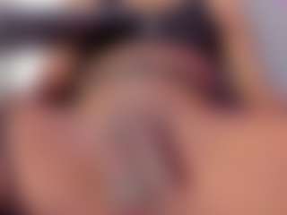 LuciaSex's Live Sex Cam Show