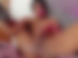 Live cam show with LuciaSex - Average on Mixed Magazine Live