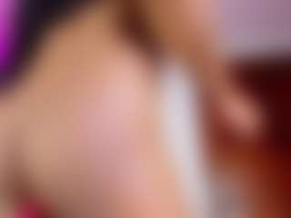 LuciaSex's Live Sex Cam Show
