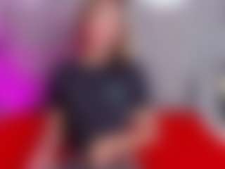 LuciaSex's Live Sex Cam Show
