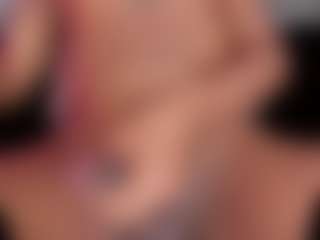 LuciaSex's Live Sex Cam Show