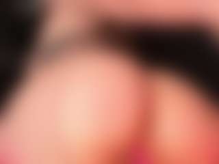 Live cam show with Candyxpeach - Bedroom on Camsoda