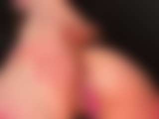 Live cam show with Candyxpeach - Smoking on CamwithHer