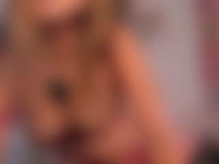 Candyxpeach's Live Sex Cam Show