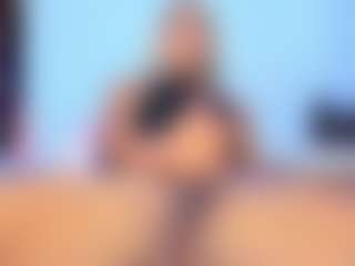 SweetAllisonZ's Live Sex Cam Show