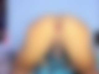 SweetAllisonZ's Live Sex Cam Show