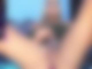 SweetAllisonZ's Live Sex Cam Show