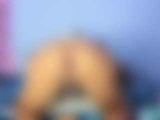 SweetAllisonZ's Live Sex Cam Show