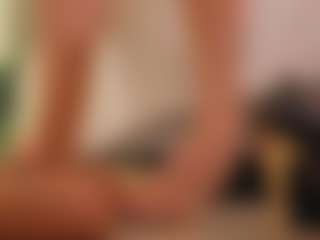 Live cam show with Renatta Cruz - Brown Hair on Fapmatic.com