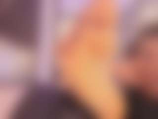 Renatta Cruz's Live Sex Cam Show