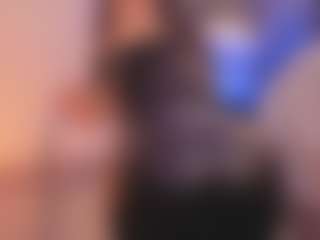Renatta Cruz's Live Sex Cam Show