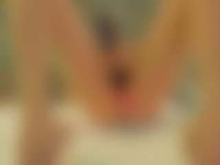 Renatta Cruz's Live Sex Cam Show