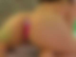 Renatta Cruz's Live Sex Cam Show
